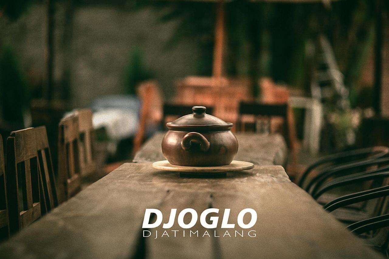 Djoglo Djatimalang Guesthouse Blitar Ngoại thất bức ảnh